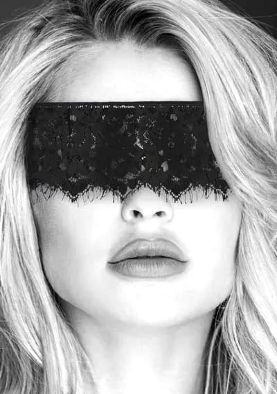 Маска ORION OUCH! Black & White Lace Mask With Elastic Straps, мереживна, чорна