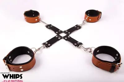 Бондажі/наручники WHIPS krzyA?ak mA™ski, koniak