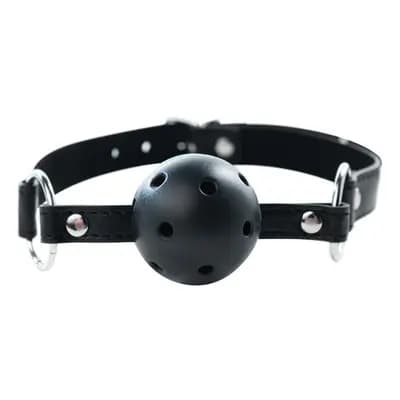 Кляп Black breathable ball gag with adjustablestrap